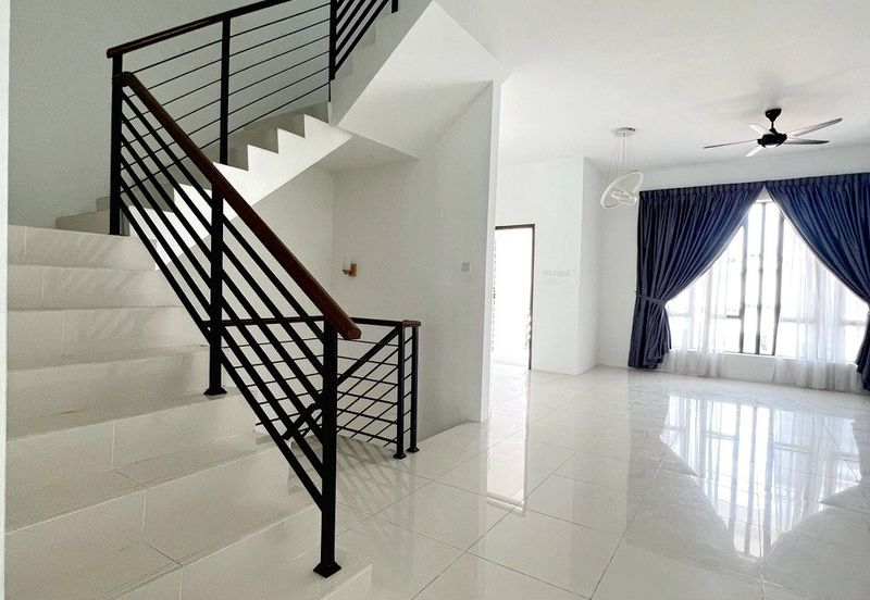 Panorama Lapangan Perdana