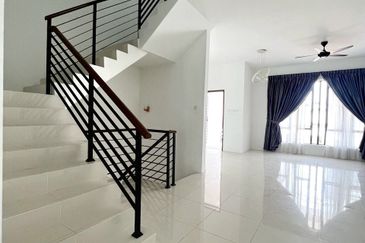 Panorama Lapangan Perdana