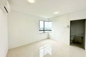 Manhattan Condominium