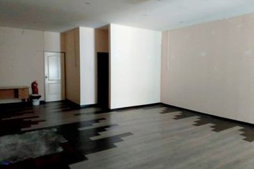 Jalan Raja Musa Aziz Ipoh Town 3 Storey Shoplot For Sale 