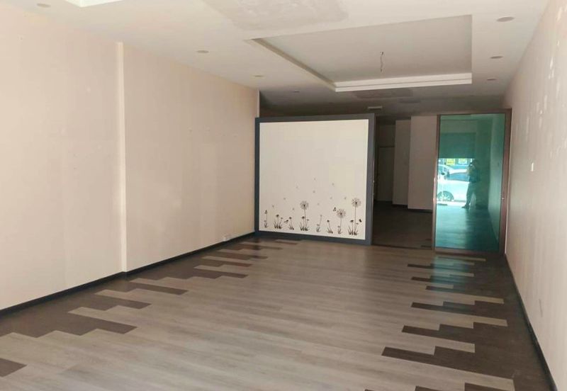 Jalan Raja Musa Aziz Ipoh Town 3 Storey Shoplot For Sale 