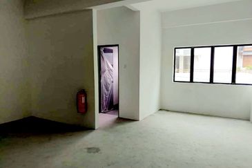 Jalan Raja Musa Aziz Ipoh Town 3 Storey Shoplot For Sale 