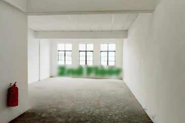 Jalan Raja Musa Aziz Ipoh Town 3 Storey Shoplot For Sale 