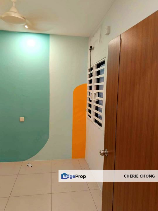 Manhattan Condo Station 18 Nice Pool View Unit For Sale , Perak, Ipoh