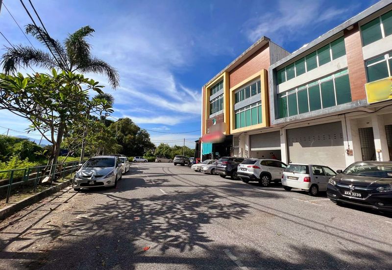 Tasek Double Storey Shoplot For Rent 