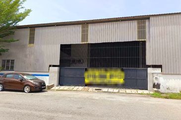 Pengkalan Perindustrian Spacious Bungalow Factory For Rent 