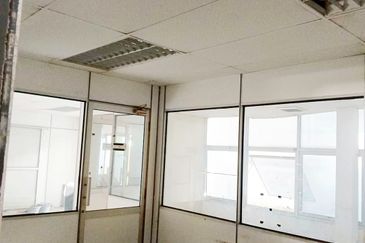 Pengkalan Perindustrian Spacious Bungalow Factory For Rent 