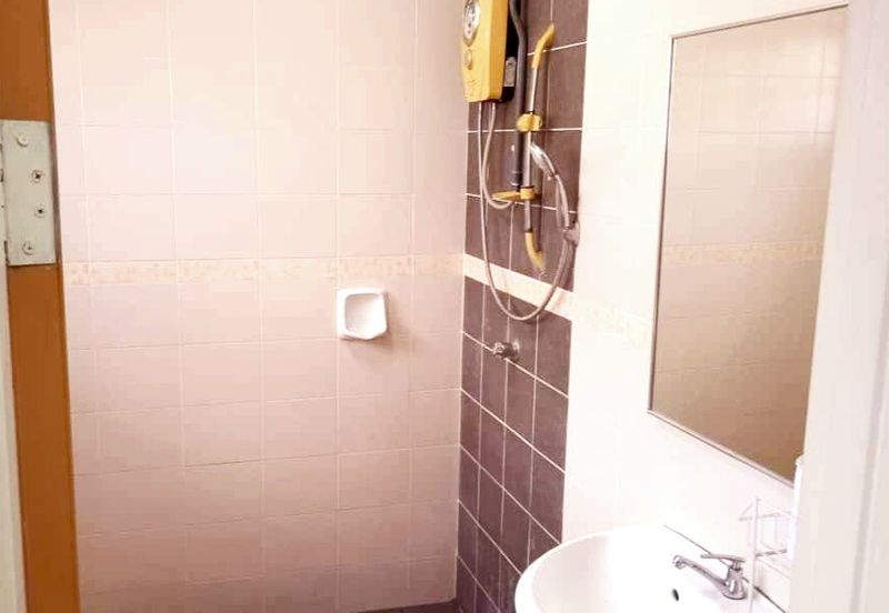 Bercham Kiara Condo High Floor For Sale 