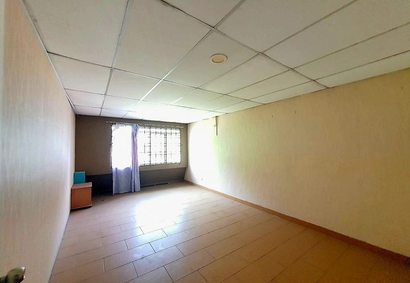 Jalan Kuala Kangsar High Exposure Facing Main Road 2 Storey Shoplot For Rent 