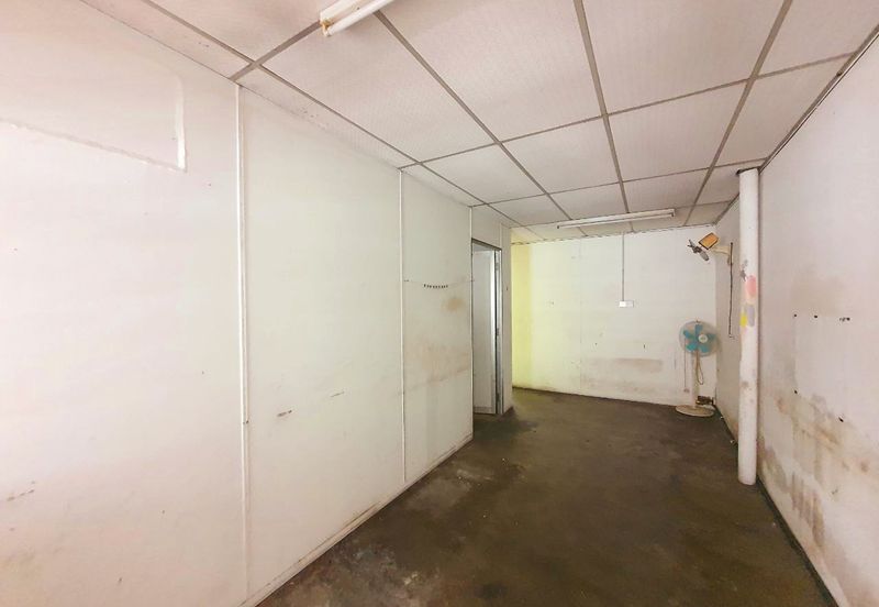 Jalan Kuala Kangsar High Exposure Facing Main Road 2 Storey Shoplot For Rent 