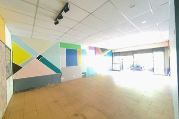 Jalan Kuala Kangsar High Exposure Facing Main Road 2 Storey Shoplot For Rent 