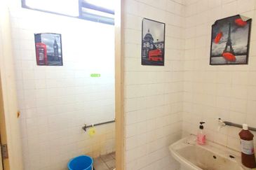 Jalan Kuala Kangsar High Exposure Facing Main Road 2 Storey Shoplot For Rent 