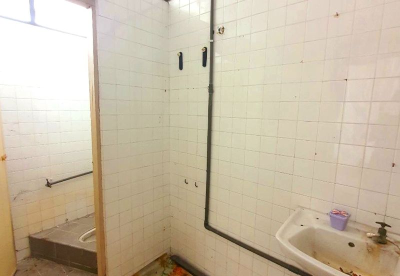 Jalan Kuala Kangsar High Exposure Facing Main Road 2 Storey Shoplot For Rent 