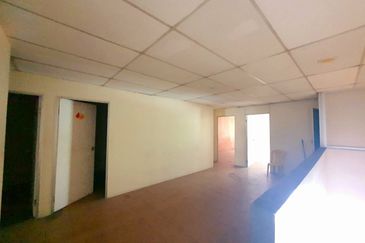 Jalan Kuala Kangsar High Exposure Facing Main Road 2 Storey Shoplot For Rent 