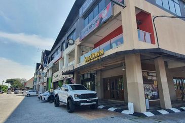 Jalan Kuala Kangsar High Exposure Facing Main Road 2 Storey Shoplot For Rent 
