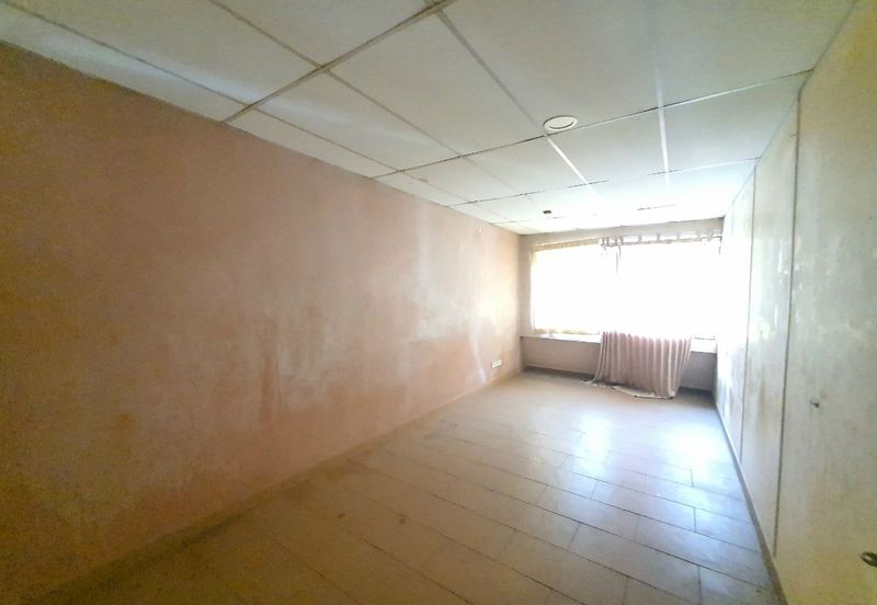 Jalan Kuala Kangsar High Exposure Facing Main Road 2 Storey Shoplot For Rent 