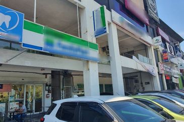Jalan Kuala Kangsar High Exposure Facing Main Road 2 Storey Shoplot For Rent 