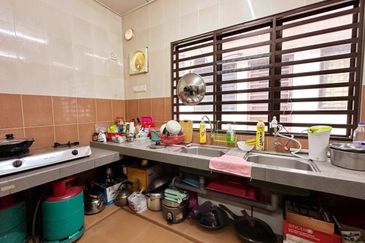 Ampang Ipoh Jaya Nice Double Storey Terrace House For Sale 