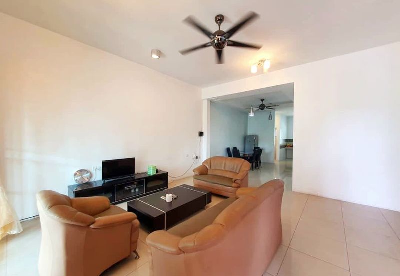 Bandar Seri Botani, Good Condition 2 Storey Terrace House For Rent 