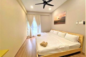 THE COVE HILLSIDE RESIDENCE