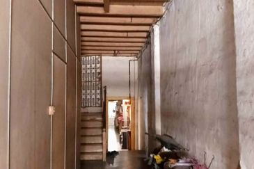 Kampar Oldtown Below Market Price Double Storey Shoplot For Sale 