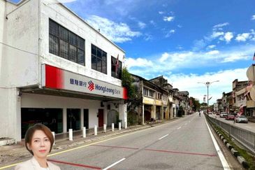 Kampar Oldtown Below Market Price Double Storey Shoplot For Sale 