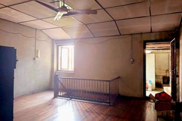 Kampar Oldtown Below Market Price Double Storey Shoplot For Sale 