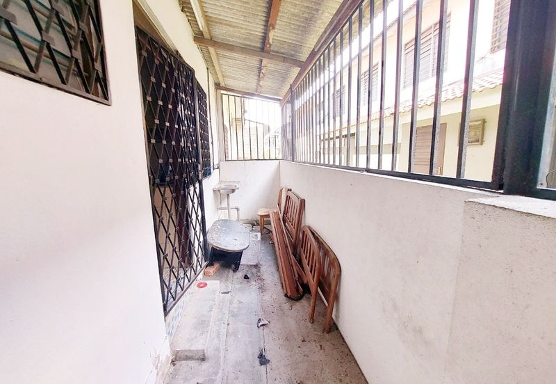 Bercham Double Storey Terrace House For Sale 