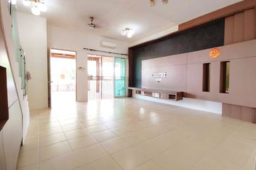 Panorama Lapangan Perdana