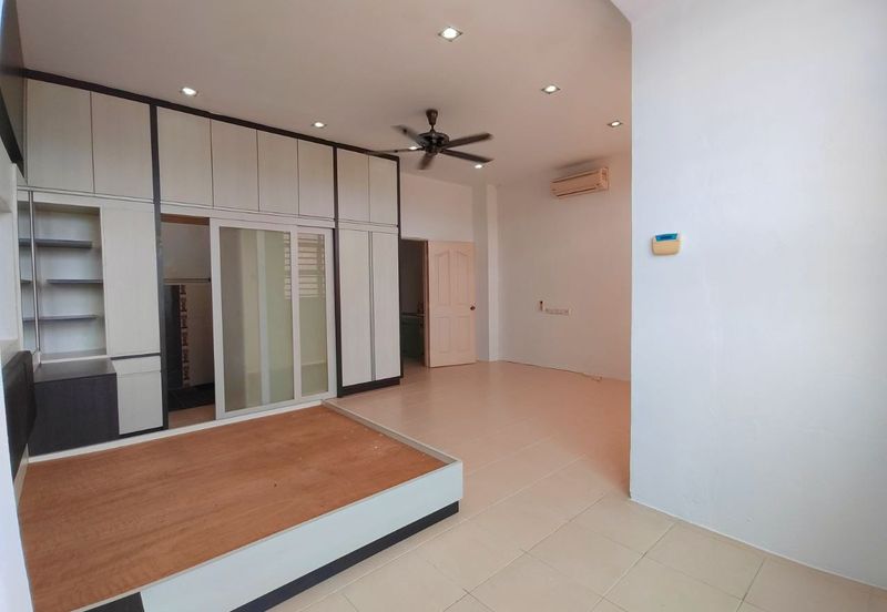 Panorama Lapangan Perdana