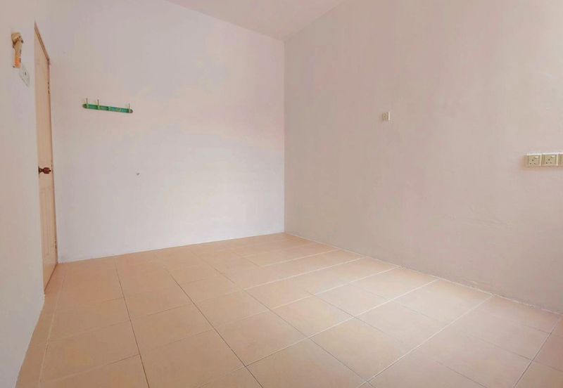 Panorama Lapangan Perdana