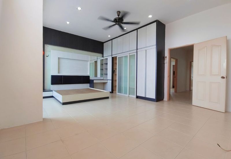 Panorama Lapangan Perdana