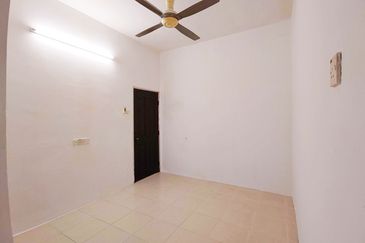 Panorama Lapangan Perdana