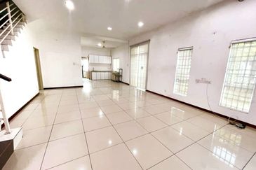 Dorset Place @ Taman Lapangan Setia