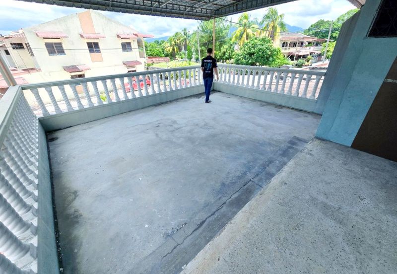 Kuala Kangsar Nice Double Storey Terrace House Corner Unit For Sale 