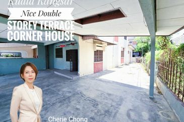 Kuala Kangsar Nice Double Storey Terrace House Corner Unit For Sale 