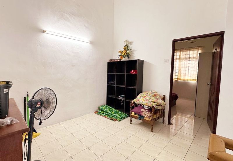 Menglembu Falim Facing Field Nice Double Storey Terrace House