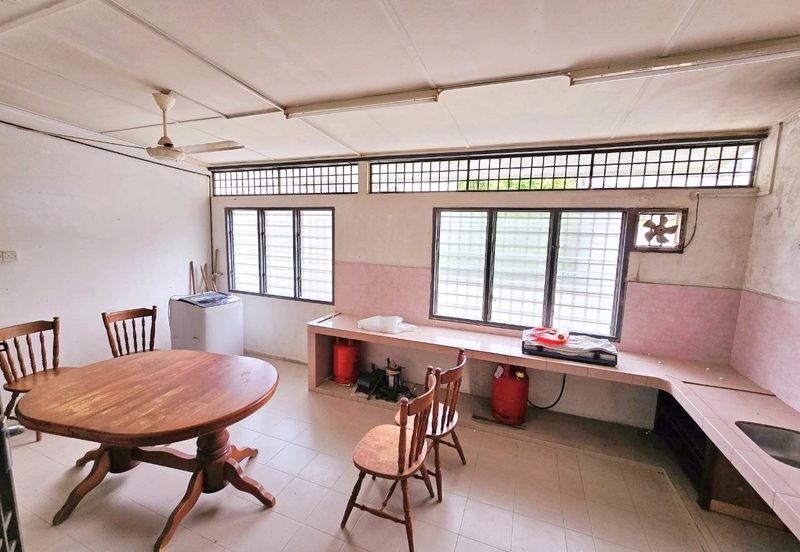 Taman Bunga Raya, Kuala Kangsar Double Storey Terrace House Corner Unit For Sale 