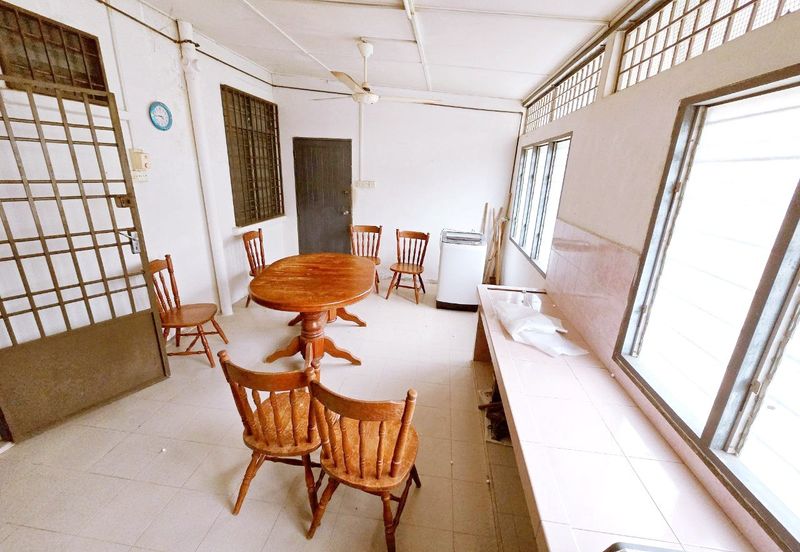 Taman Bunga Raya, Kuala Kangsar Double Storey Terrace House Corner Unit For Sale 