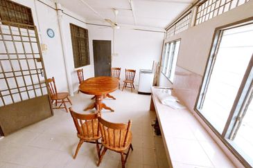 Taman Bunga Raya, Kuala Kangsar Double Storey Terrace House Corner Unit For Sale 