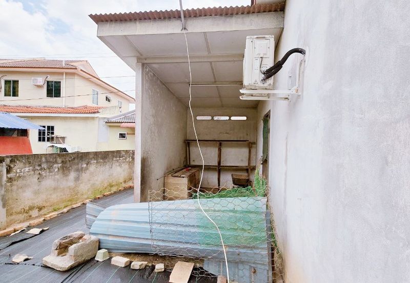 Taman Bunga Raya, Kuala Kangsar Double Storey Terrace House Corner Unit For Sale 