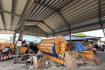 Ipoh Town Menglembu First Garden Silibin Jelapang Buntong Big Size Bungalow Factory 