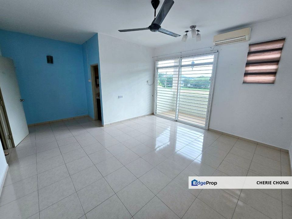Kuala Kangsar Taman Chandan Putri 2 Storey Terrace House Facing Open Field With Many Parking Spaces, Perak, Kuala Kangsar