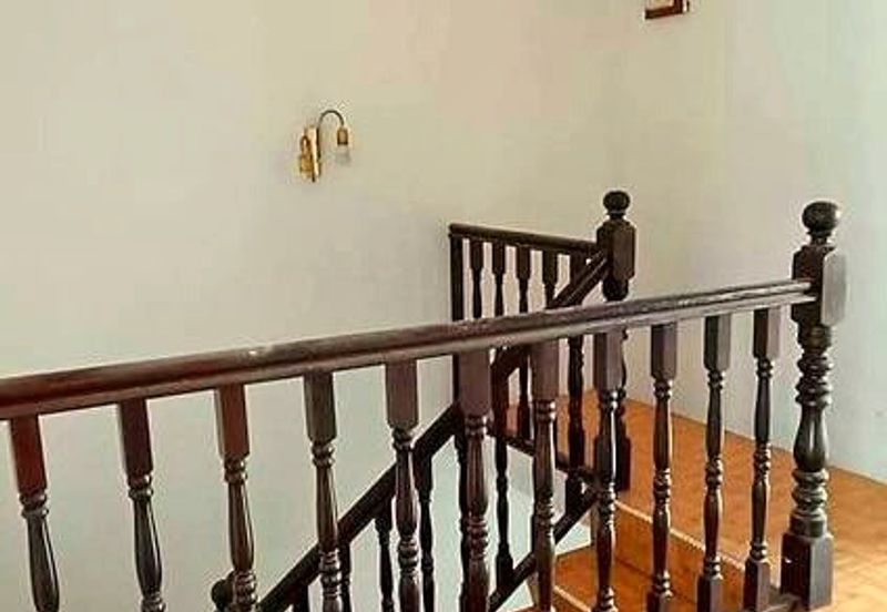 Bercham Timur Super Long Double Storey Terrace House 