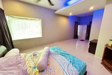 Ipoh Town Menglembu Meru Jelapang Fully Renovated 1.5 Storey Bungalow 