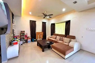 Ipoh Town Menglembu Meru Jelapang Fully Renovated 1.5 Storey Bungalow 