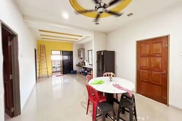 Ipoh Town Menglembu Meru Jelapang Fully Renovated 1.5 Storey Bungalow 