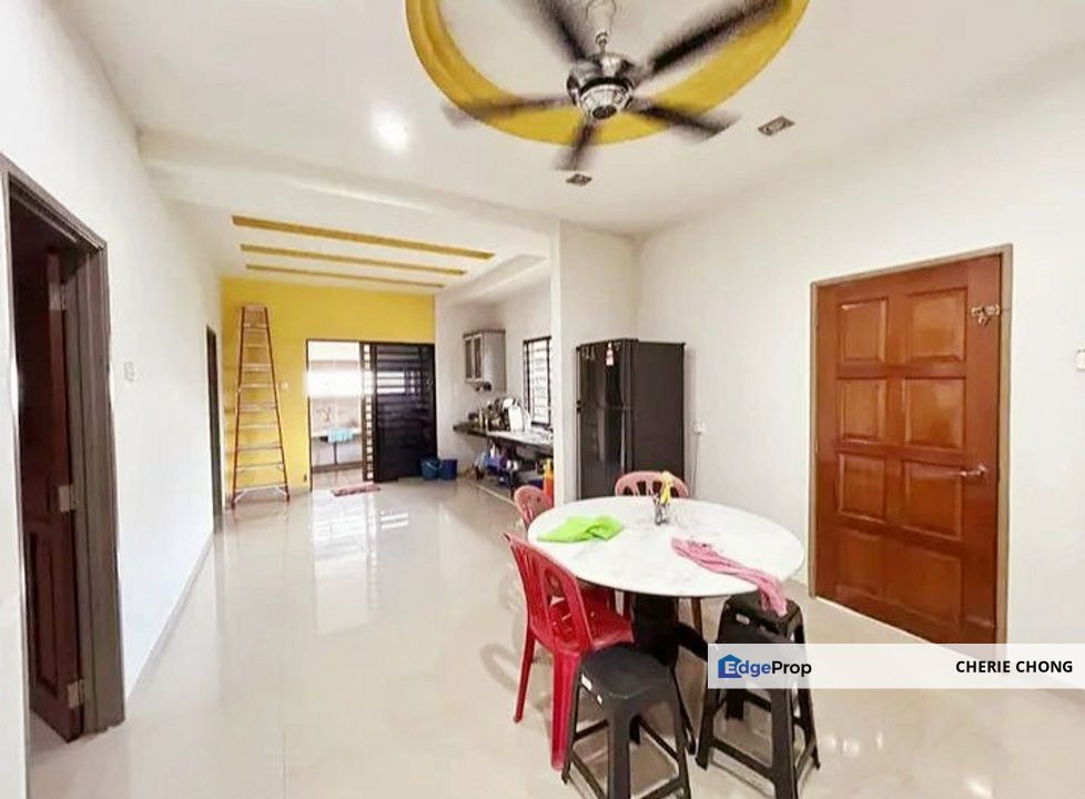Ipoh Town Menglembu Meru Jelapang Fully Renovated 1.5 Storey Bungalow , Perak, Jelapang