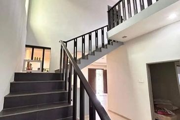 Ipoh Town Menglembu Meru Jelapang Fully Renovated 1.5 Storey Bungalow 