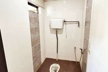 Ipoh Town Menglembu Meru Jelapang Fully Renovated 1.5 Storey Bungalow 